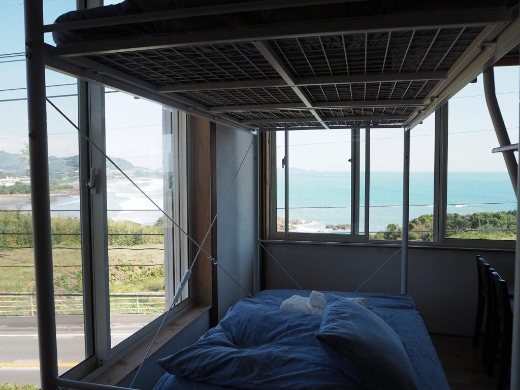 Guesthouse ＆ Beach Cafe Fuego Hyuga Exterior foto