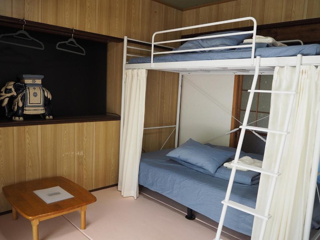 Guesthouse ＆ Beach Cafe Fuego Hyuga Zimmer foto